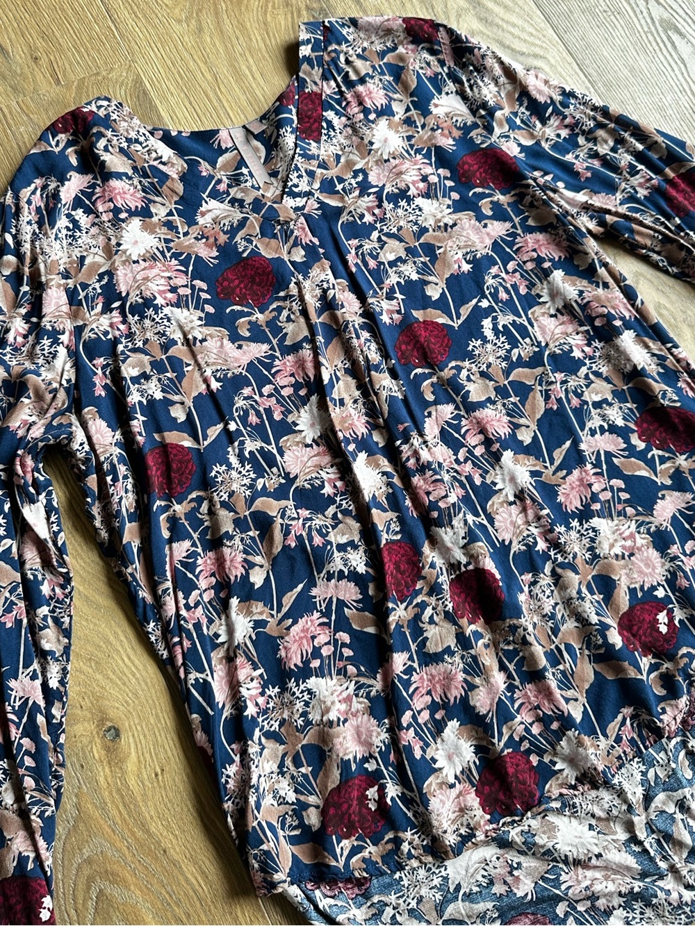 Brina & Em Floral V-Neck Long Sleeve Blouse